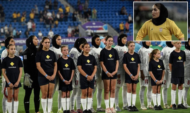 祖国遭受战乱，伊朗女足在奏国歌时集体保持缄默