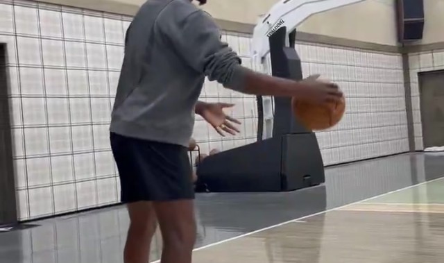 博鱼体育官网-恢复得这么好啊！受伤不足三个月 巴特勒已经开始试射三分了