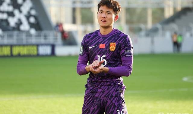 国足U23迎战泰国队，明晚直播！小组出线关键一战，李昊值得期待