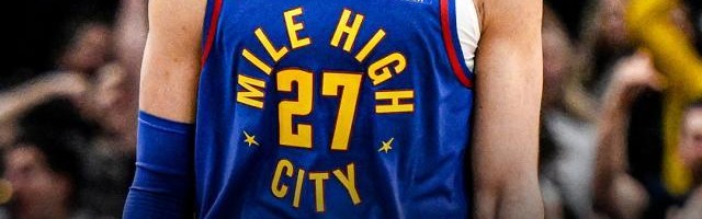 34+9力压杜兰特布克 谁还在怀疑季后赛穆雷？