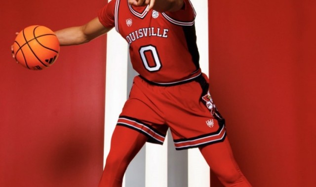 博鱼-米切尔为母校设计特别款球衣！带有其个人Logo和蜘蛛侠元素！