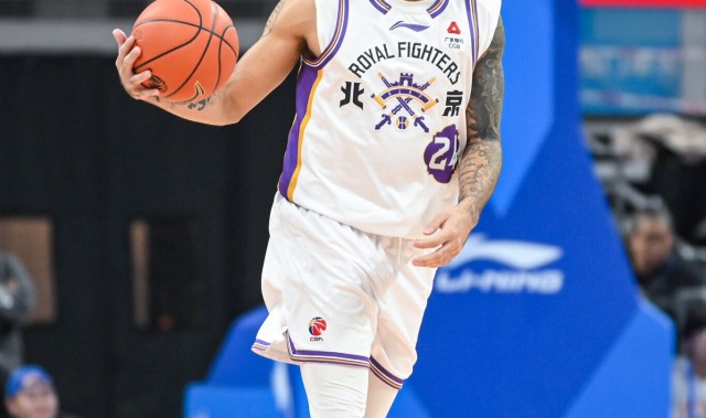 博鱼官网-里勒谈造三分犯规：听到对方主帅一直在喊犯规 提前做好投篮动作