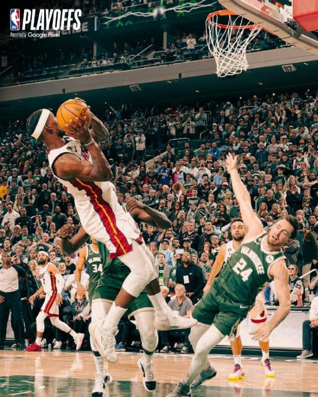 1683190123625094058.jpg a5200b89ly1hde5lktocxj20u011iqev.jpg